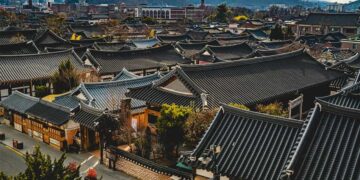 The Truth Behind Hanok Stay Program: Between Criticism and Preservation