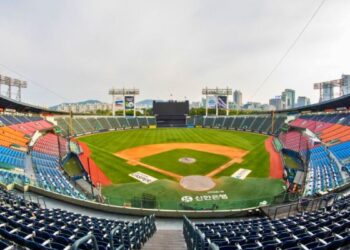 korean baseball stadiums