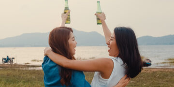 “Can I Drink in Korea Yet?”: The Legal Drinking Age Rules Every Traveler MUST Know